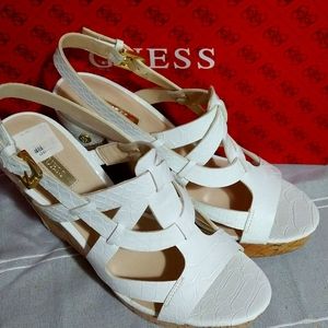 guess wedge sandal